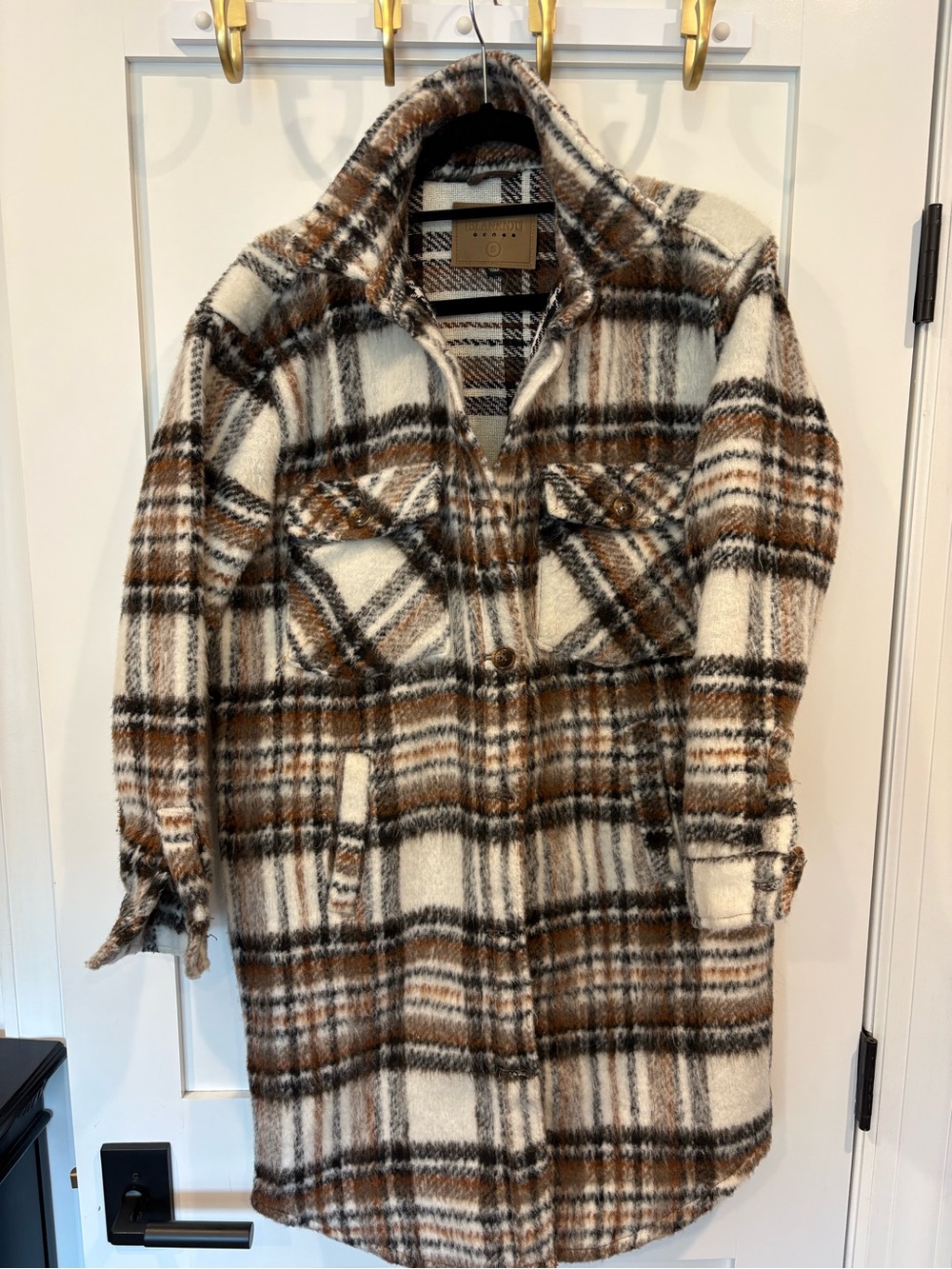 Blank NYC Cream and Brown Plaid Shacket Coat